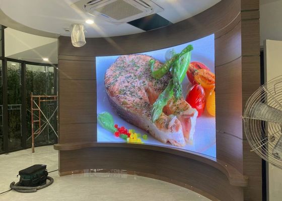 Bom preço Soft Module Curved Screen Waterproof HD Customizable Rental Screen P4 Indoor Full Color LED Display Billboard on-line