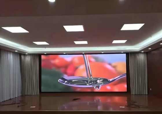 Painel de LED RGB interno de fácil utilização com 100 de vida útil e sistema de controlo LSN/NoVa