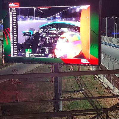 P10 Painel LED exterior, gabinete 960X960MM com brilho de 6000 nit e taxa de atualização de 3840hz