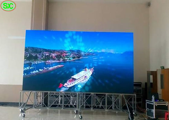 Bom preço A propaganda alugado interna alugado da exposição de diodo emissor de luz conduziu a tela de exposição 512*512mm que a cor completa P4 conduziu a parede video on-line