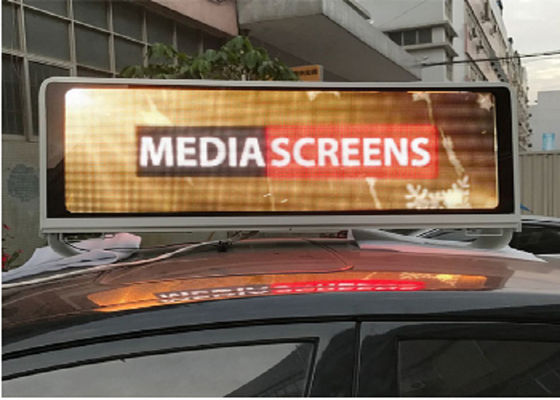 Bom preço P5 Exterior Full Color Double-Sided Taxi Roof LED Display IP65 Impermeável on-line