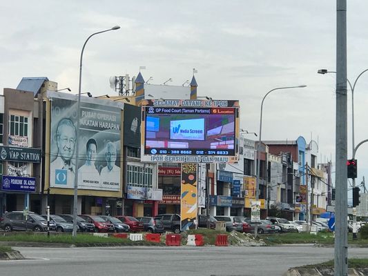 Bom preço O diodo emissor de luz da propaganda seleciona a tela de exposição conduzida flexível exterior de Smd do painel do quadro de avisos de propaganda da cor completa de 960x960 P10 P8 on-line
