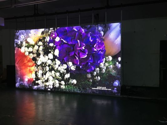 Bom preço Armário interno alugado da exposição P2.5 640x640mm do fundo de fase da cor completa   painel conduzido para o evento alugado on-line