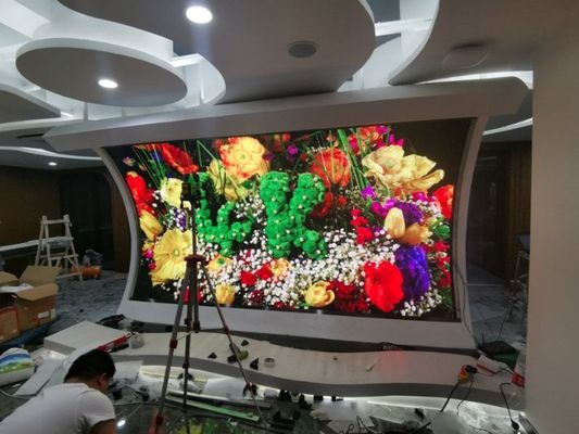 Bom preço O diodo emissor de luz de alumínio da cor completa da fase do armário P2.5 seleciona o vídeo alto do diodo emissor de luz da definição   , 640x640mm armário, brilho 1200cd on-line