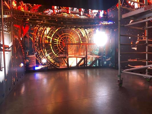 P4 Display LED a cores interiores com alta resolução e alta frequência para publicidade e eventos