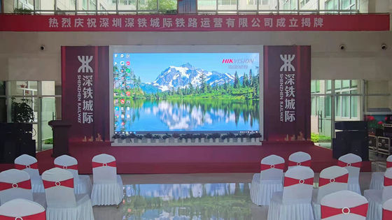 Bom preço o painel alugado 3840Hz de 640x640mm refresca altamente a tela de exposição conduzida fina super p2.5 da cor completa de Kinglight SMD interna on-line
