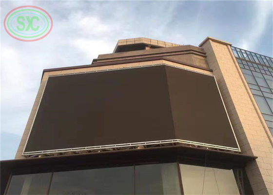 Bom preço Do painel de aço simples exterior do ferro do quadro de avisos do diodo emissor de luz da cor completa a instalação fixa P 6 na parede on-line