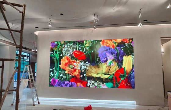 Bom preço O arrendamento interno completo de alta resolução da parede da propaganda da cor P3 576*576mm SMD2121 2S HUB75 conduziu a tela video da exposição on-line