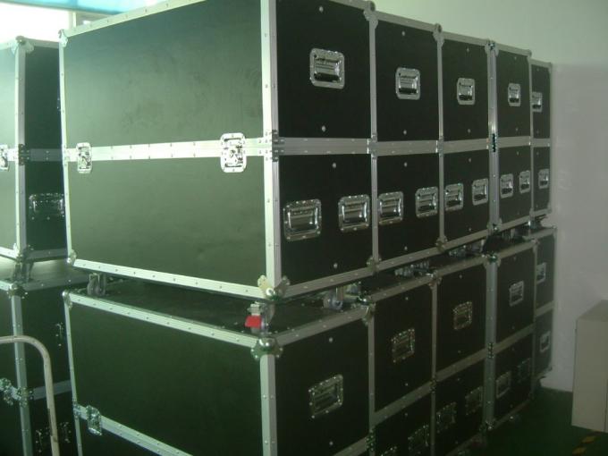 Exposi&ccedil;&atilde;o de diodo emissor de luz interna da cor completa do controle de Novastar Linsn para anunciar o arrendamento 8